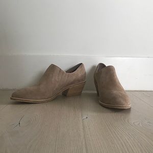 Joie Akemi booties SZ 37.5